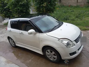 Suzuki Swift DLX 1.3 2014 for Sale
