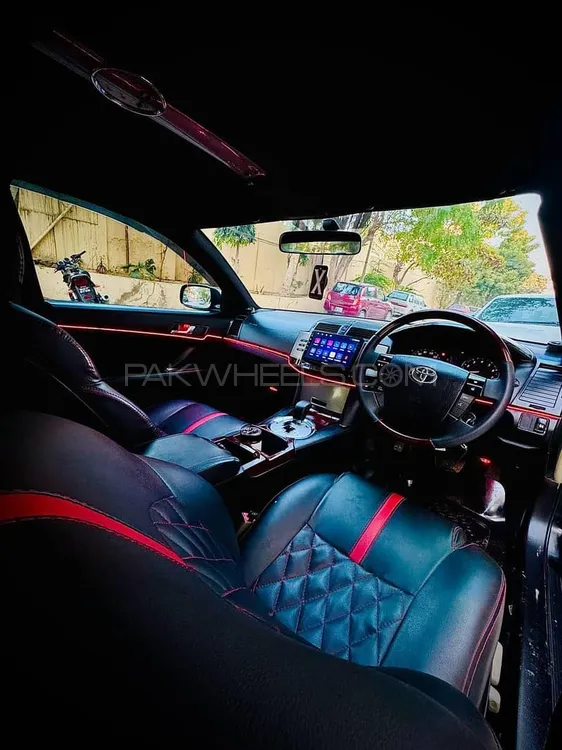 Toyota Mark X 2004 for Sale in Karachi Image-1