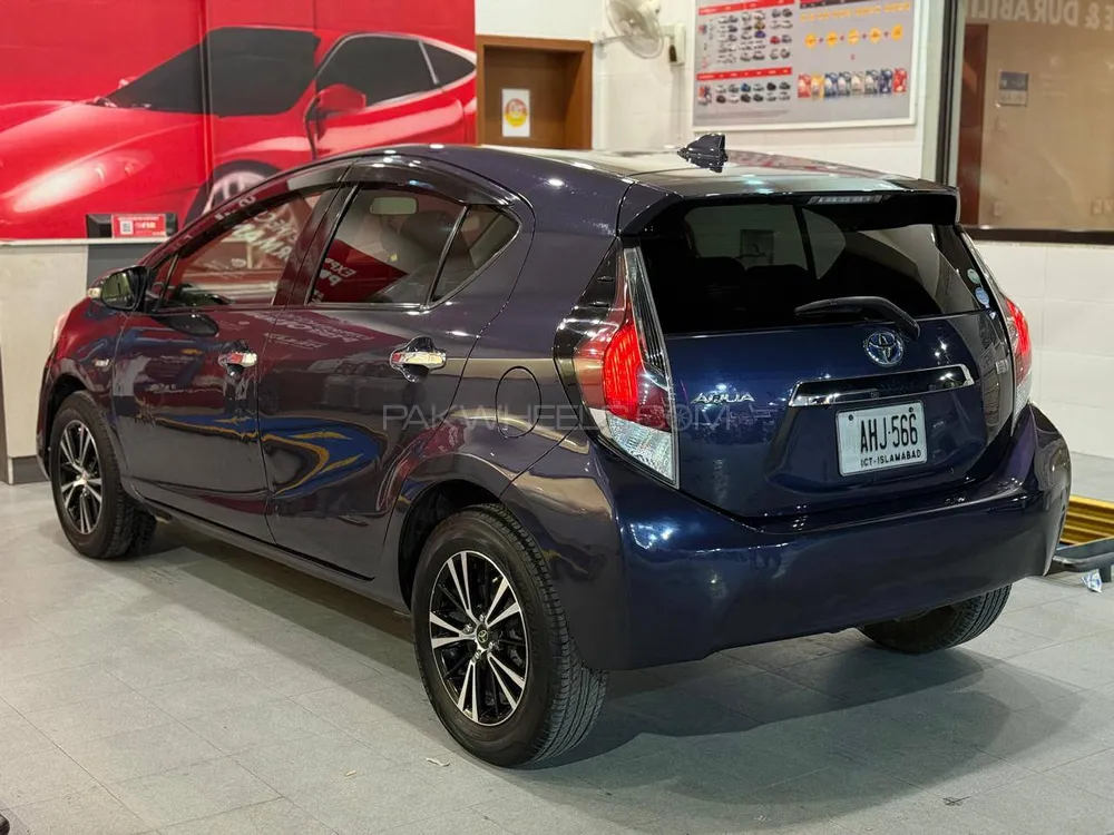 Toyota Aqua 2015 for Sale in Islamabad Image-1