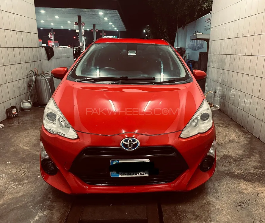 Toyota Aqua 2016 for Sale in Lahore Image-1