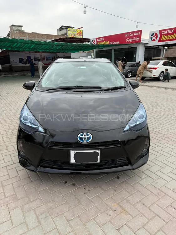 Toyota Aqua 2014 for Sale in Peshawar Image-1