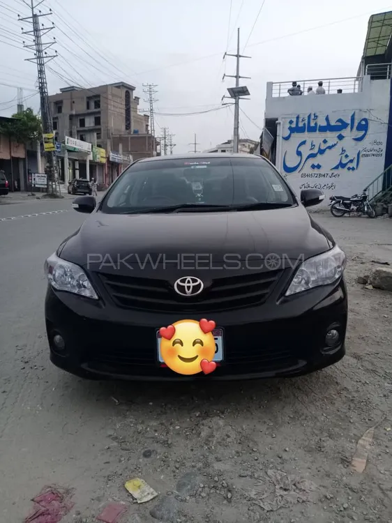 Toyota Corolla 2013 for Sale in Peshawar Image-1