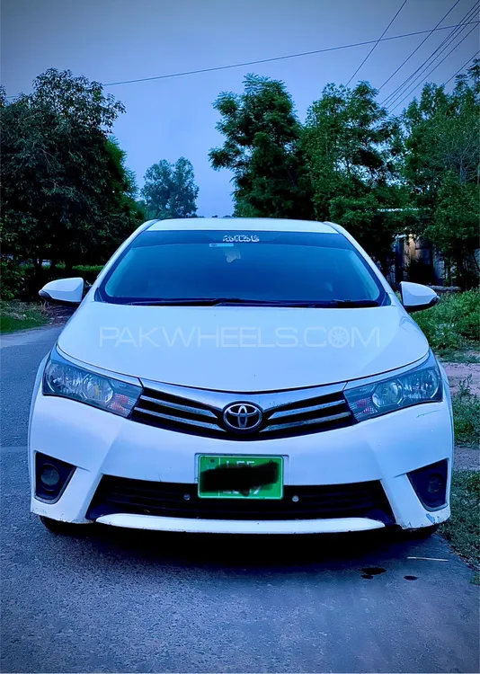 Toyota Corolla 2016 for Sale in Faisalabad Image-1