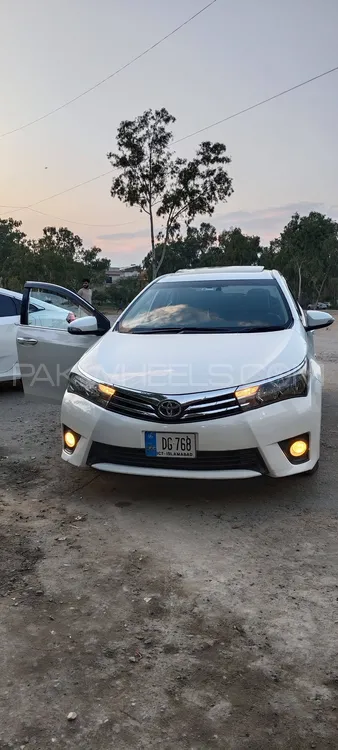 Toyota Corolla 2015 for Sale in Peshawar Image-1