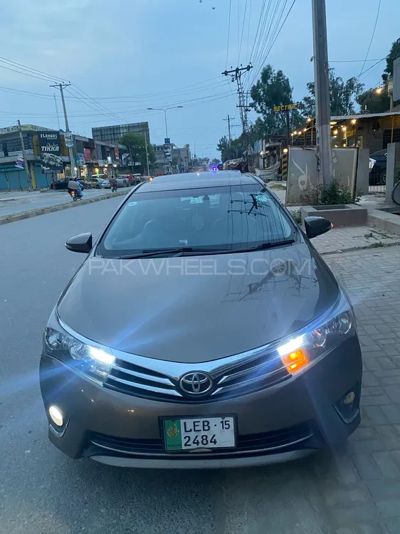 Toyota Corolla 2015 for Sale in Gujrat Image-1