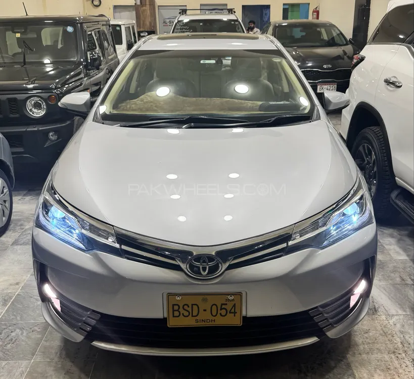 Toyota Corolla 2020 for Sale in Karachi Image-1