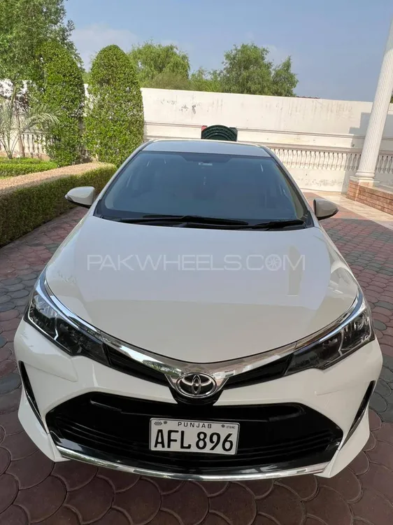 Toyota Corolla 2022 for Sale in Lahore Image-1
