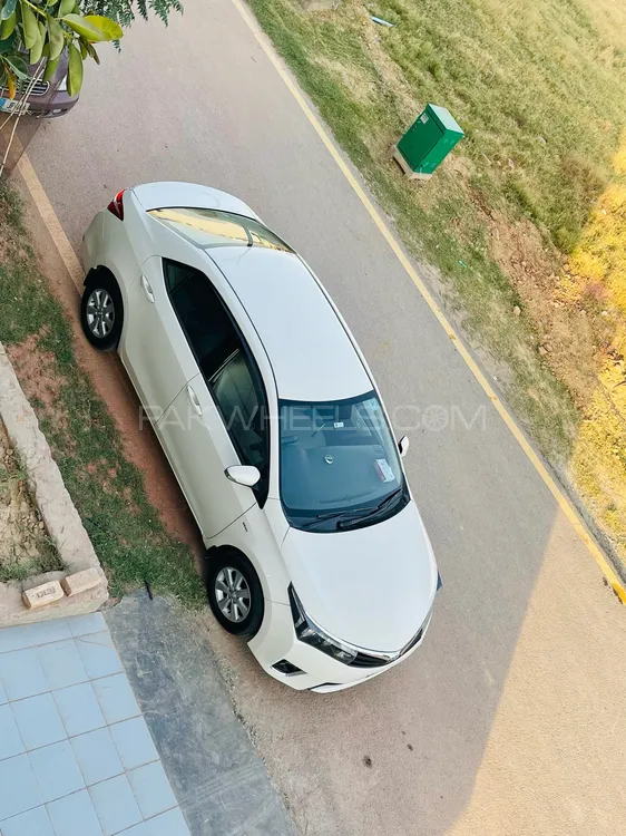 Toyota Corolla 2015 for Sale in Islamabad Image-1