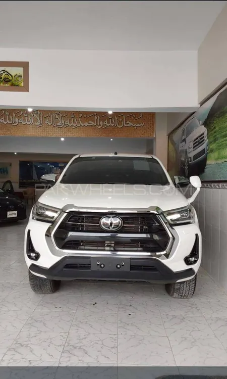 Toyota Hilux 2021 for Sale in Karachi Image-1