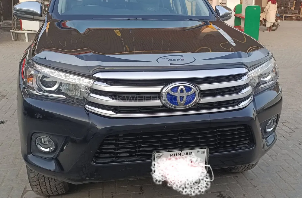 Toyota Hilux 2021 for Sale in Lahore Image-1