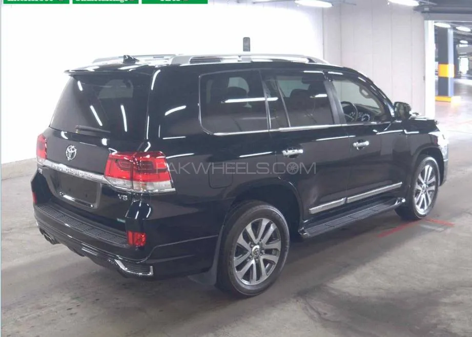 Toyota Land Cruiser 2020 for Sale in Lahore Toyota Land Cruiser 2020 for Sale in Lahore Image-2
