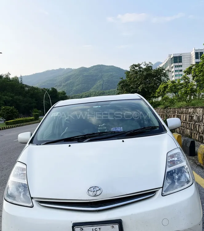 Toyota Prius 2007 for Sale in Islamabad Image-1