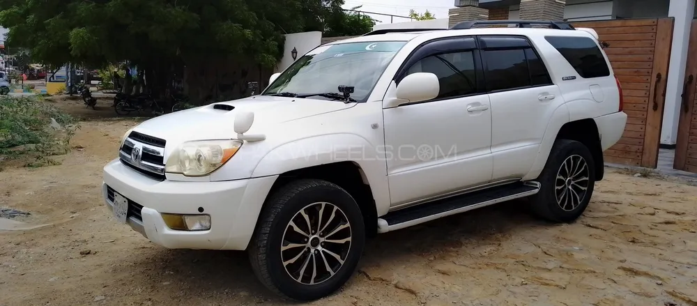 Toyota Surf 2003 for Sale in Karachi Image-1