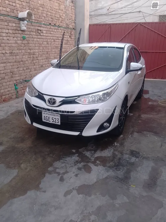 ٹویوٹا یارس سیڈان 2021 for Sale in جھنگ Image-1