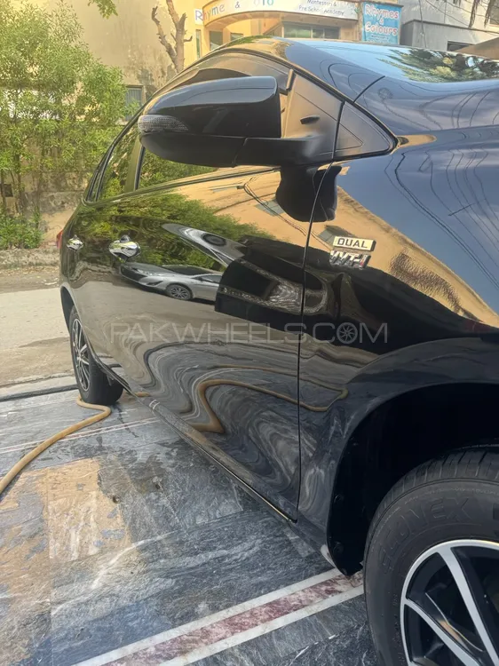 Toyota Yaris Sedan 2020 for Sale in Lahore Image-1