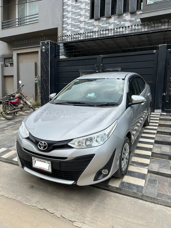 Toyota Yaris Sedan 2023 for Sale in Faisalabad Image-1