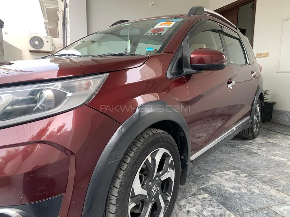 Honda BR-V 2018 for Sale in Lahore Image-1