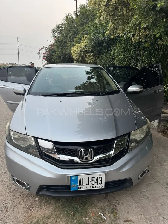 Honda City 2018 for Sale in Islamabad Image-1