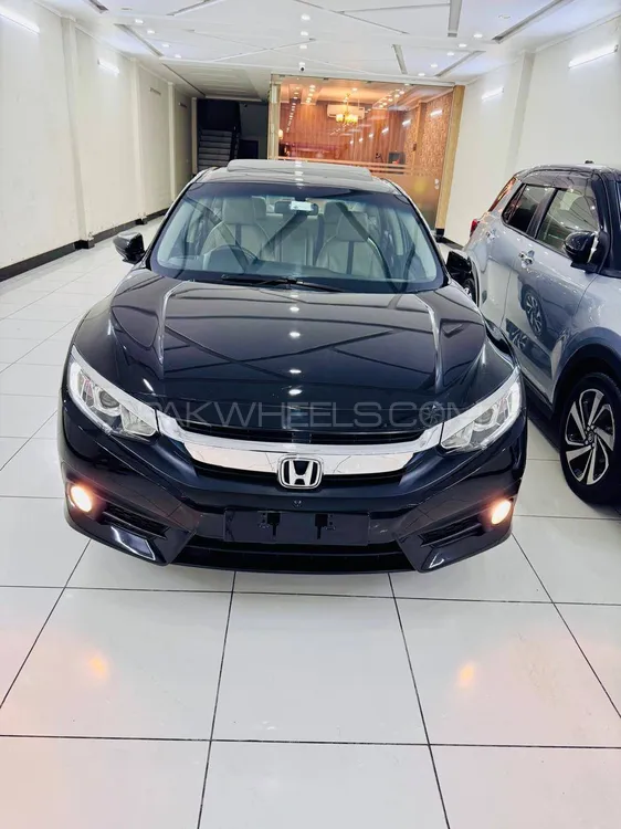 Honda Civic 2018 for Sale in Peshawar Image-1