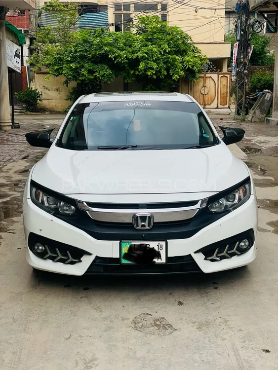 Honda Civic 2018 for Sale in Lahore Image-1