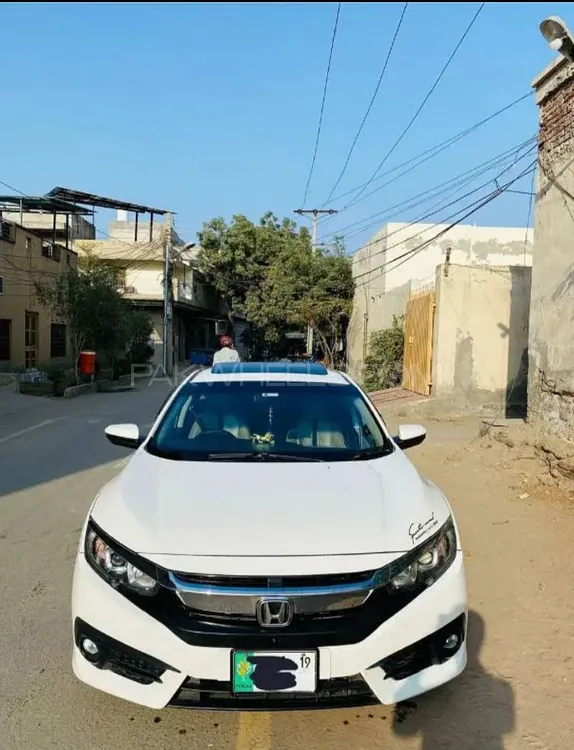 Honda Civic 2019 for Sale in Faisalabad Image-1