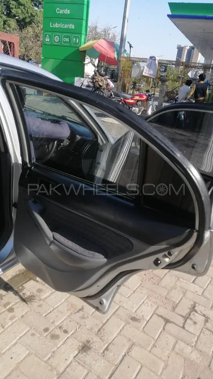 Honda Civic 2002 for Sale in Islamabad Image-1