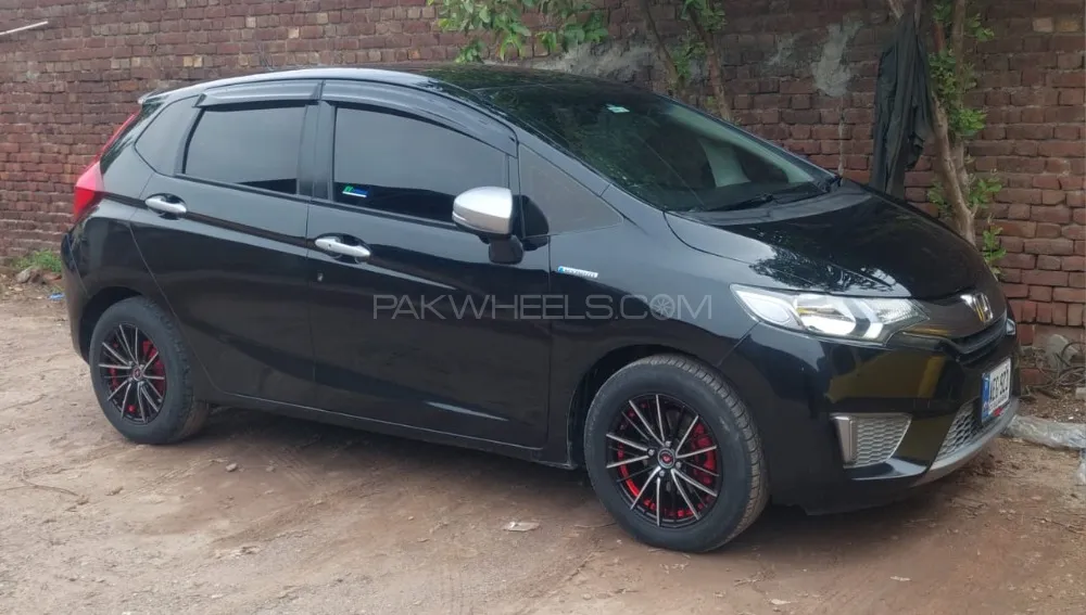 Honda Fit 2014 for Sale in Gujranwala Image-1