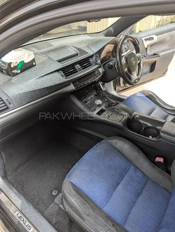 Lexus CT200h 2011 for Sale in Lahore Image-1