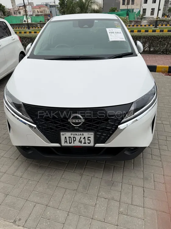 Nissan Note 2021 for Sale in Lahore Image-1