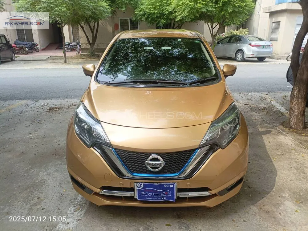 Nissan Note 2018 for Sale in Lahore Image-1