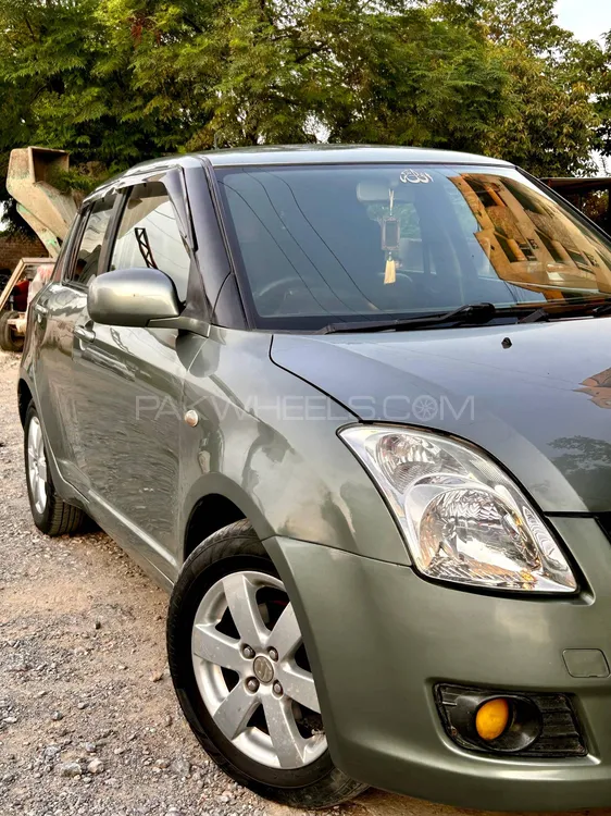 Suzuki Swift 2012 for Sale in Islamabad Image-1