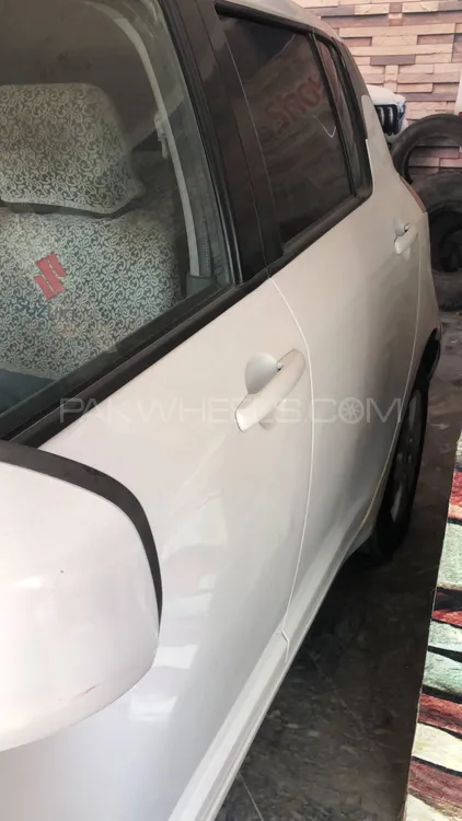 Suzuki Swift 2017 for Sale in Khanpur Image-1