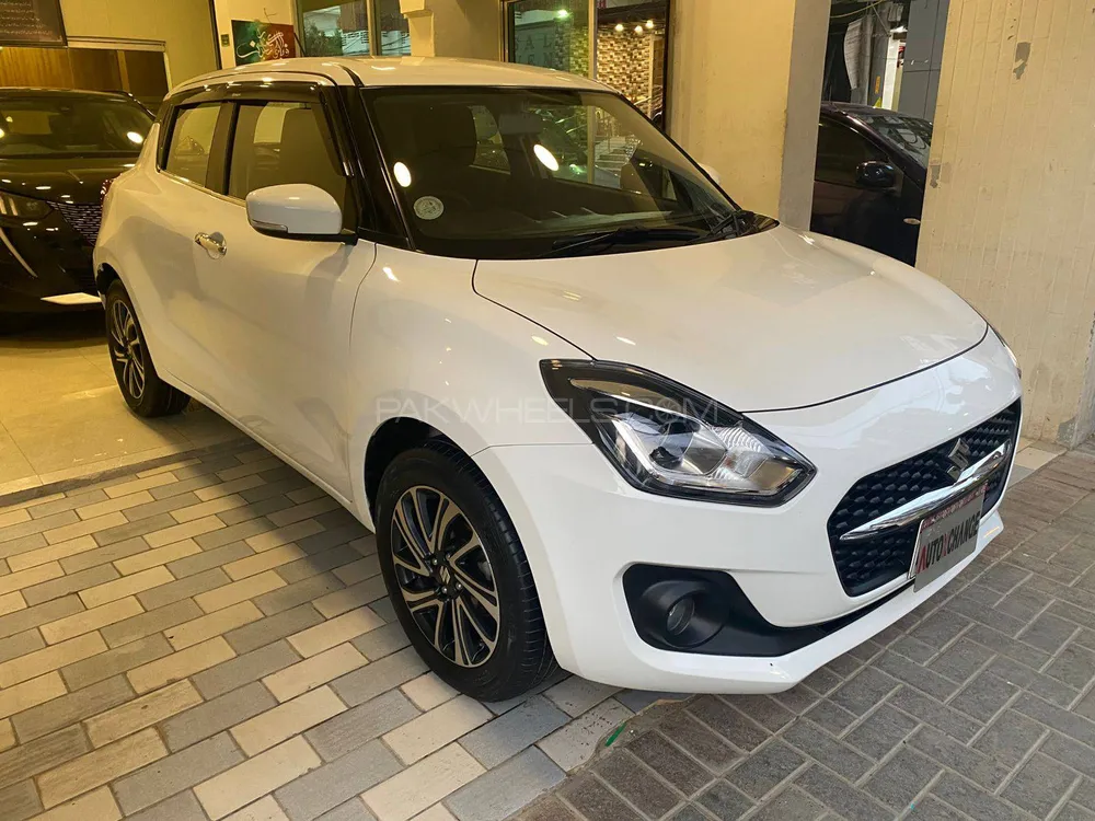Suzuki Swift 2023 for Sale in Karachi Image-1