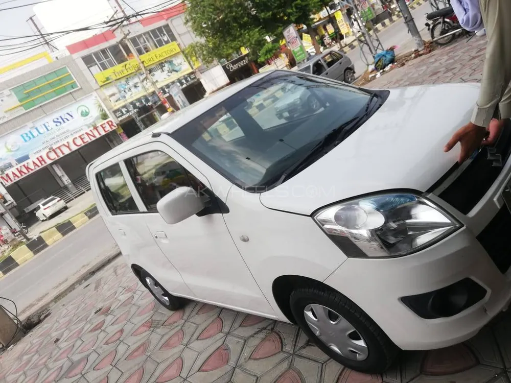 Suzuki Wagon R 2017 for Sale in Islamabad Image-1