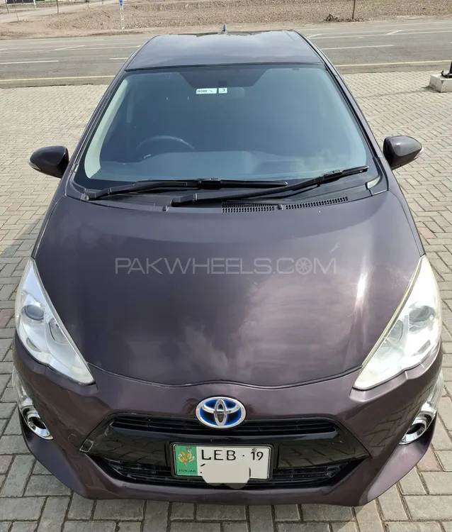 Toyota Aqua 2015 for Sale in Burewala Image-1
