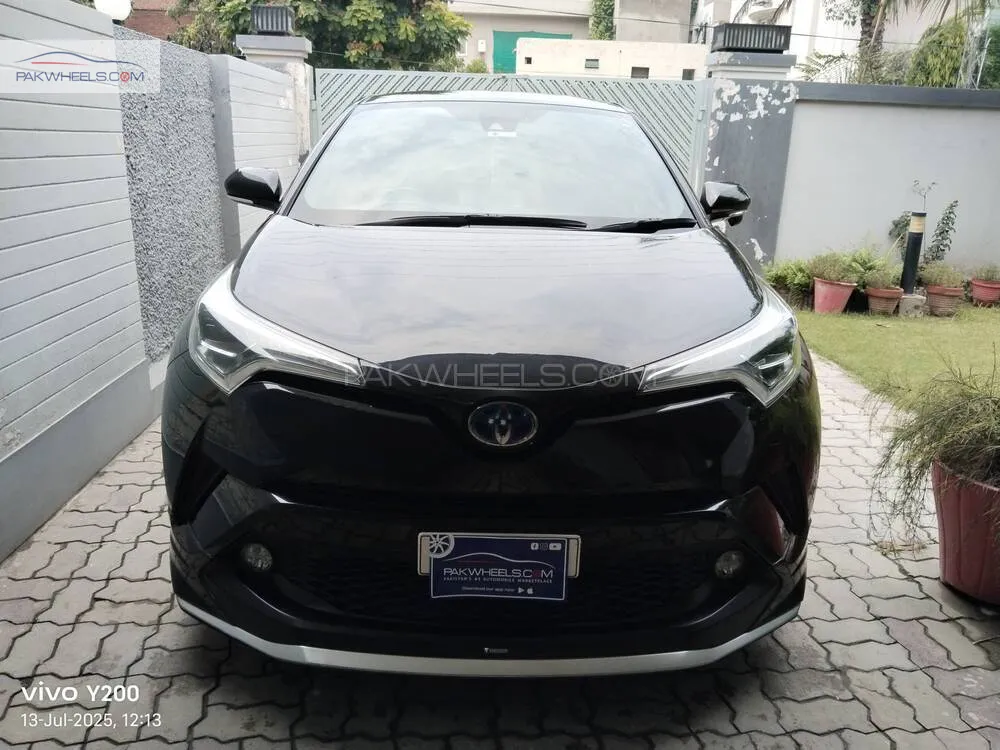 Toyota C-HR 2018 for Sale in Lahore Image-1
