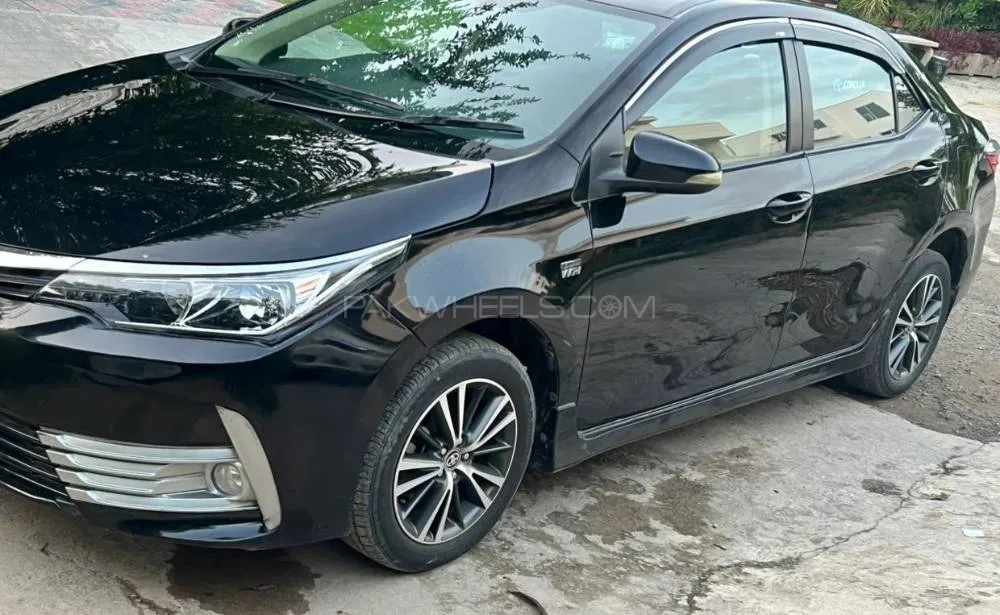 Toyota Corolla 2018 for Sale in Islamabad Image-1