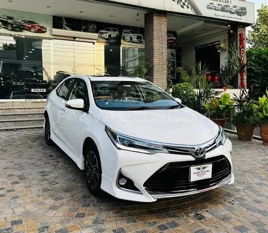 Toyota Corolla 2025 for Sale in Multan Image-1