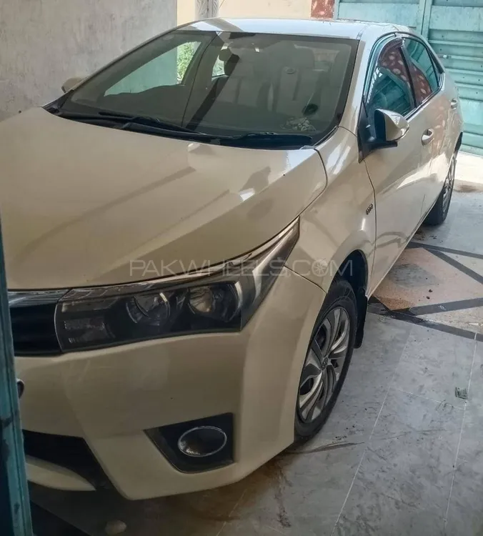 Toyota Corolla 2017 for Sale in Karachi Image-1