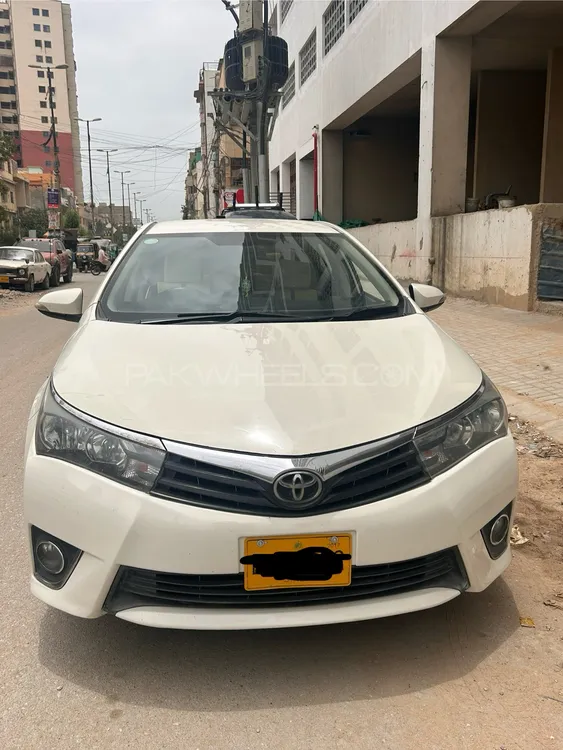Toyota Corolla 2017 for Sale in Karachi Image-1