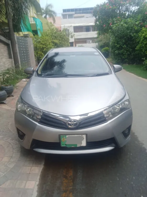 Toyota Corolla 2015 for Sale in Lahore Image-1