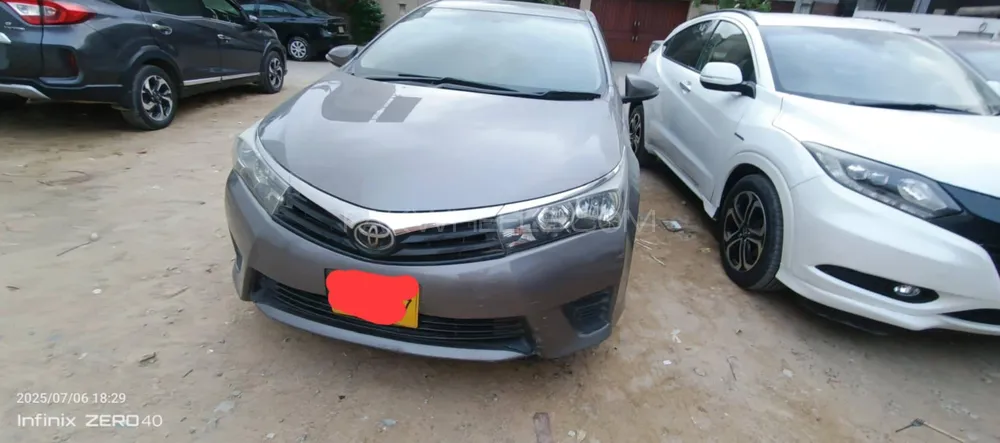 Toyota Corolla 2015 for Sale in Karachi Image-1