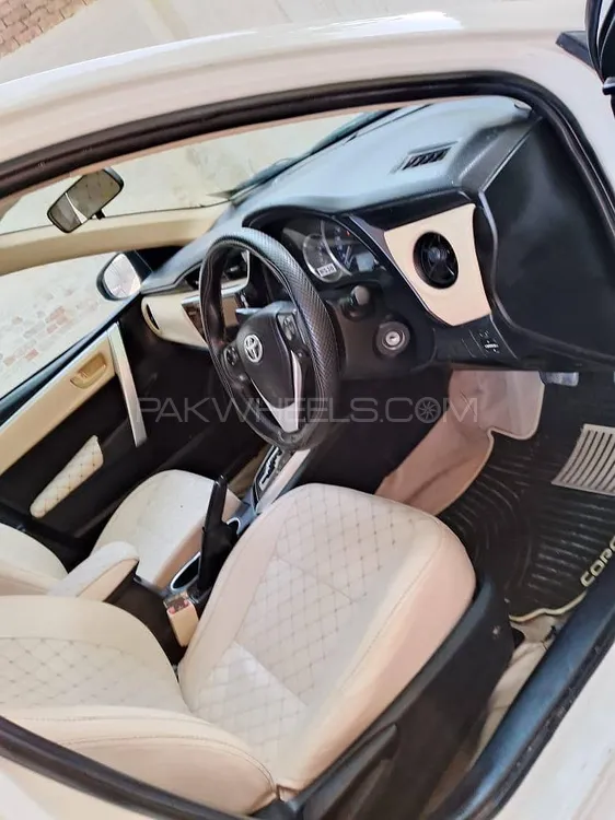 Toyota Corolla 2018 for Sale in Dera ismail khan Image-1