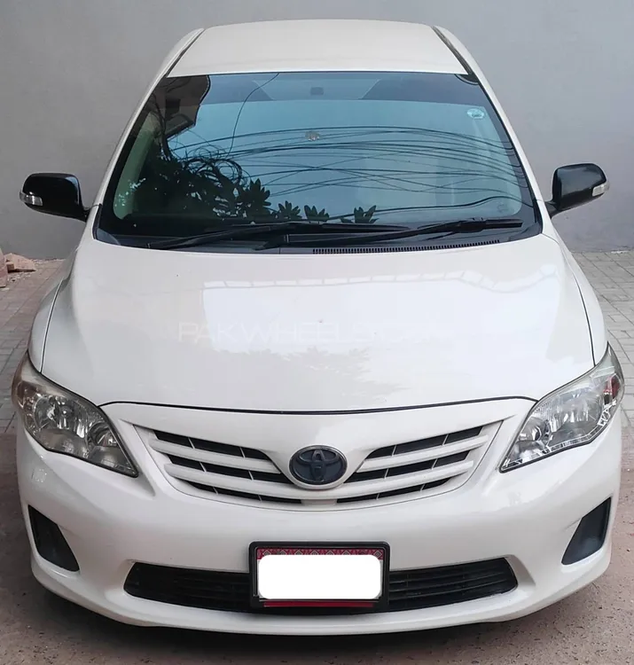Toyota Corolla 2014 for Sale in Karachi Image-1