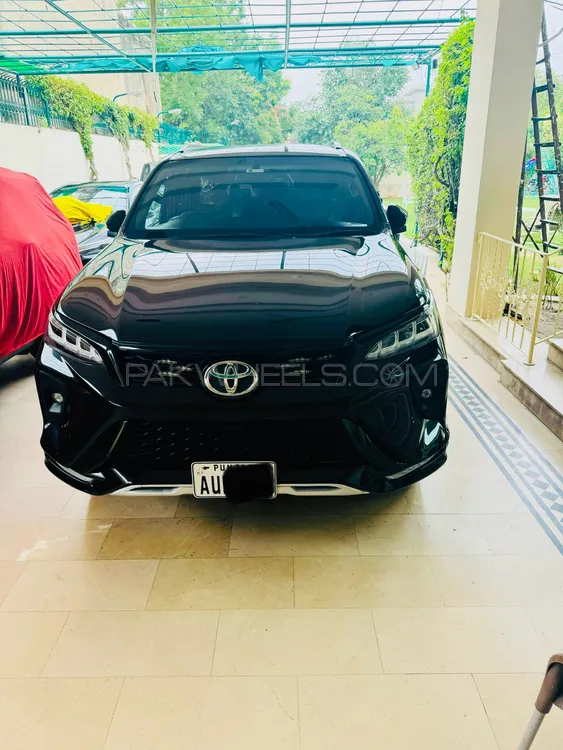 Toyota Fortuner 2023 for Sale in Lahore Image-1