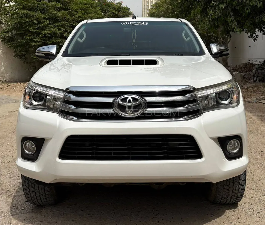 Toyota Hilux 2017 for Sale in Karachi Image-1