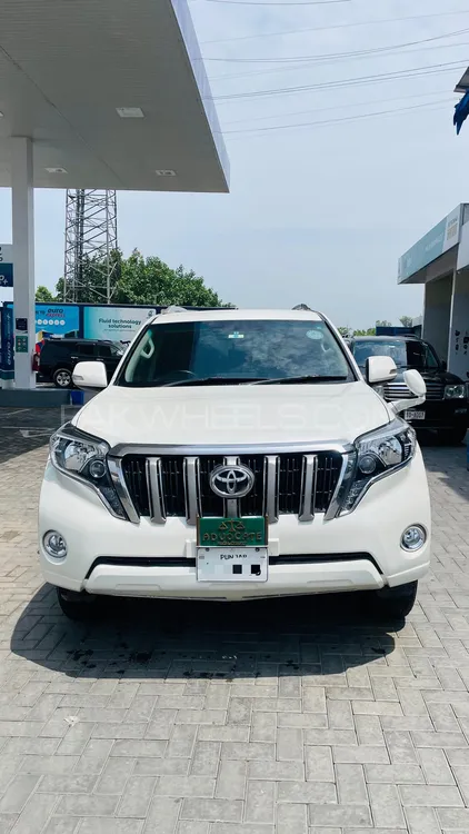 Toyota Prado 2010 for Sale in Lahore Image-1