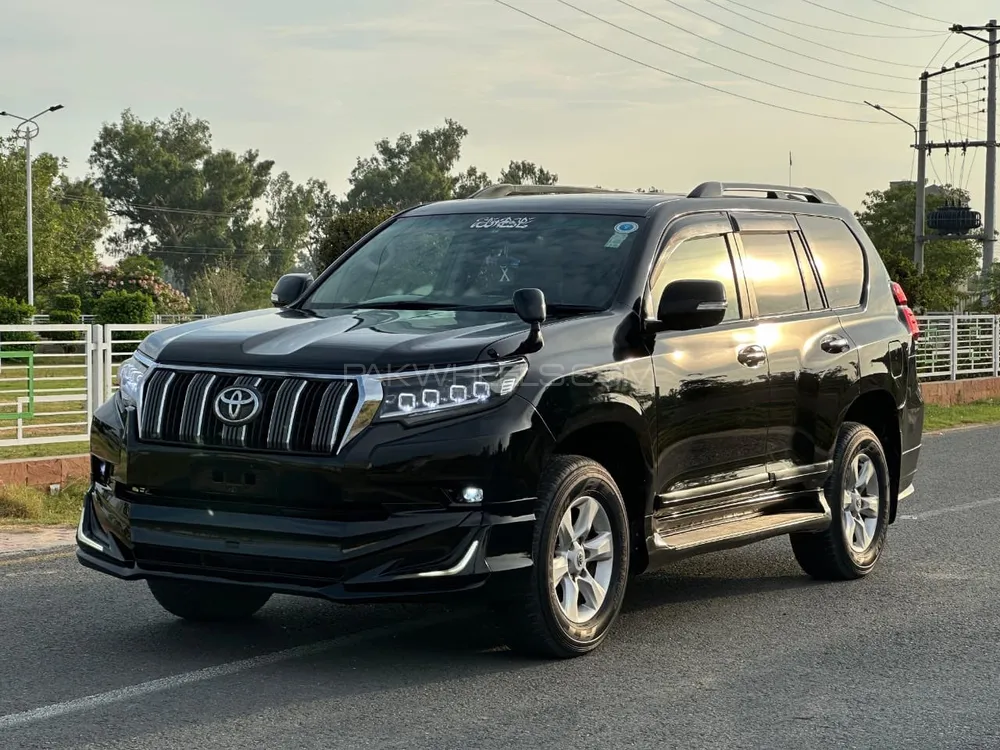 Toyota Prado 2011 for Sale in Multan Image-1