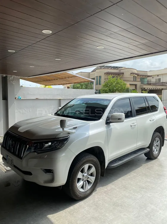 Toyota Prado 2019 for Sale in Islamabad Image-1