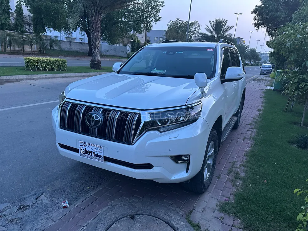 Toyota Prado 2019 for Sale in Lahore Image-1